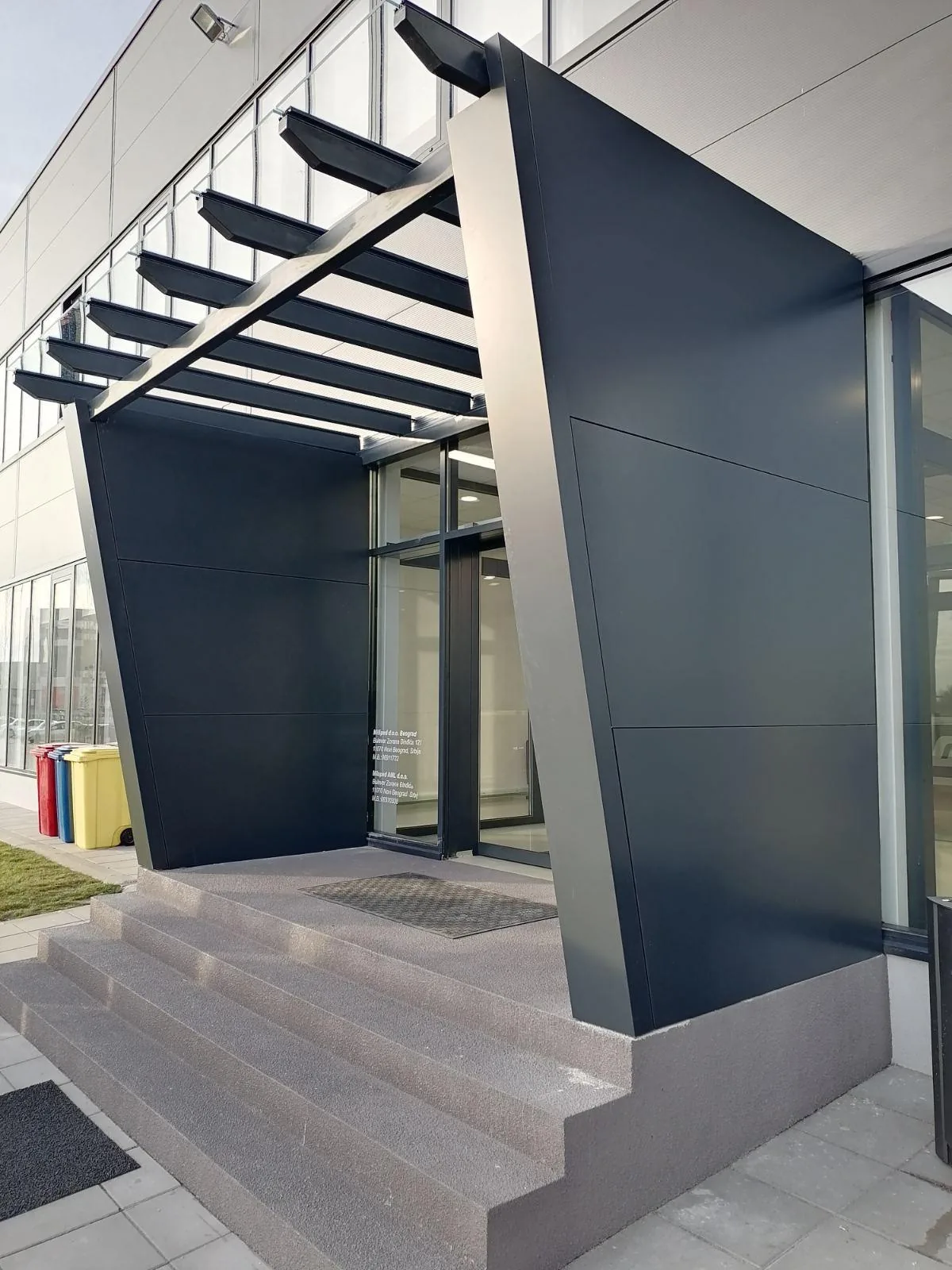 Entrance canopy